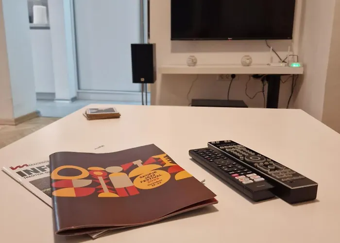 Bright, Modern - 2 Bedroom Apartamento